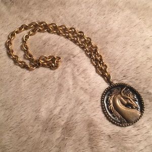 Golden chain horse pendant necklace